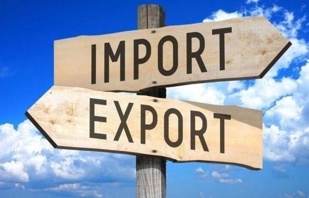 В первом полугодии в Украину импортировали товаров на более чем $24,3 миллиарда, в то время как экспорт составил $23 миллиарда.