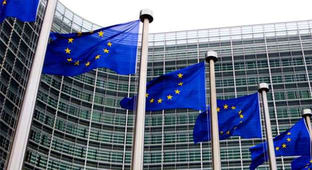 Європейська комісія схвалила пакет заходів з відновлення ринків капіталу, покликаний полегшити банківське кредитування домашніх господарств і підприємств.