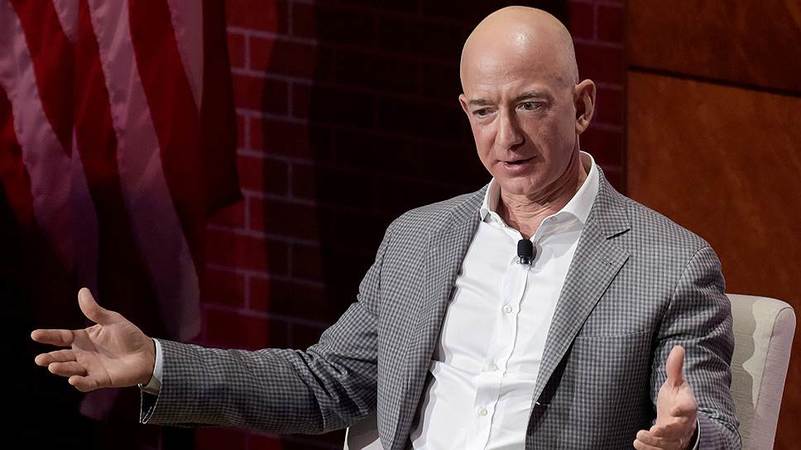 Генеральний директор Amazon Джефф Безос на цьому тижні продав акцій своєї компанії на суму понад $3,1 млрд.
