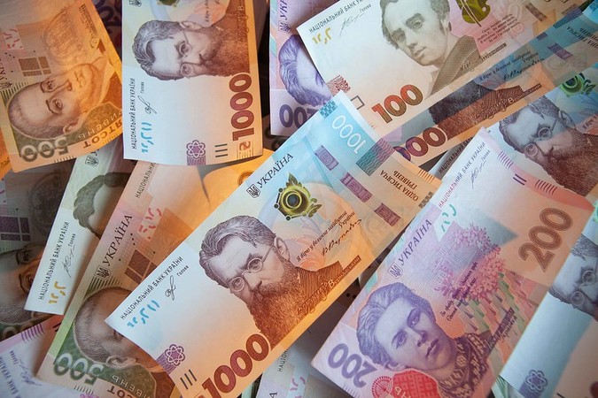 Національний банк України встановив на 14 серпня 2020 офіційний курс гривні на рівні 27,4083 грн/$.