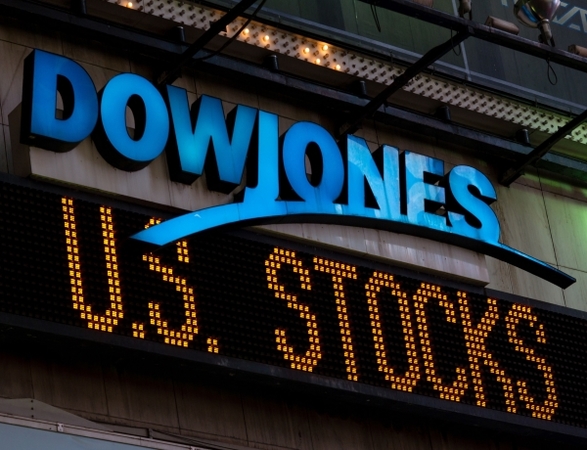 Американские фондовые индексы Dow Jones Industrial Average и Standard & Poor's 500 завершили торги в последний день лета «в минусе».