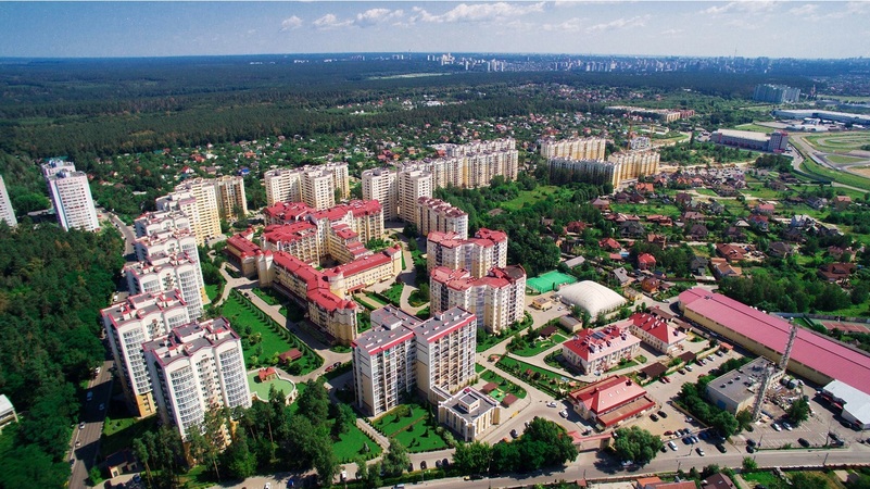 Вместе с застройкой Киева, динамично развивается и строительство в пригороде столицы