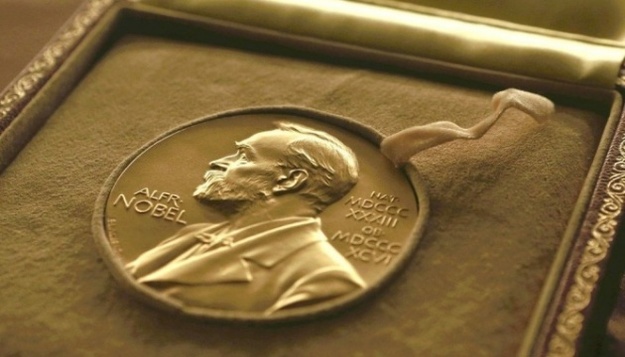 Совет директоров Нобелевского фонда увеличила Нобелевскую премию 2020 года на 1 миллион шведских крон (примерно $ 110 тысяч).