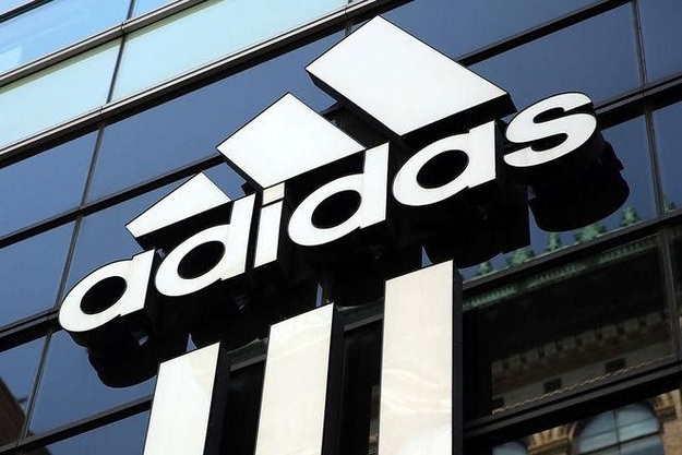За результатами третього кварталу прибуток компанії другого в світі найбільшого виробника спортивних товарів Adidas впав на 15,5% – до 546 мільйонів євро.