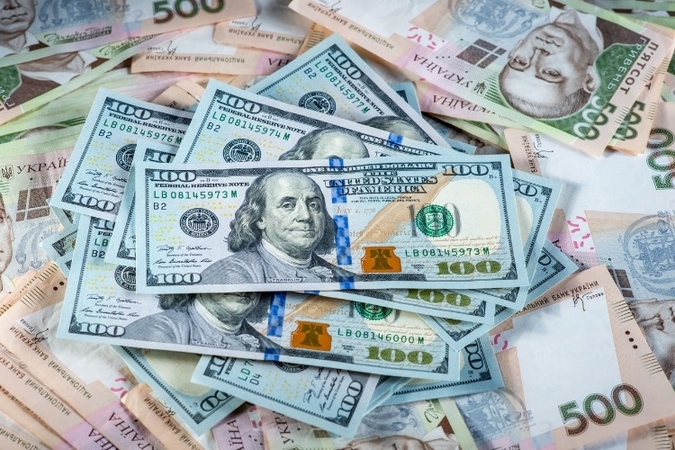 Национальный банк Украины  установил на 17 ноября 2020 года официальный курс гривны на уровне  28,112 грн/$.