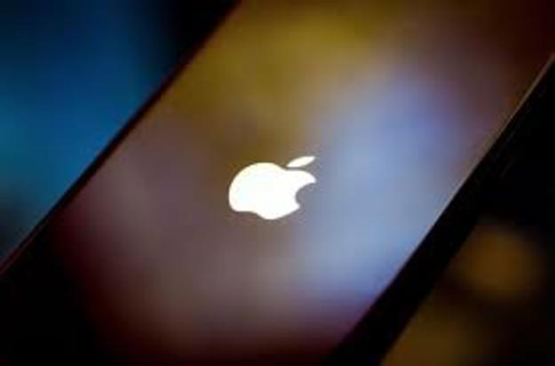Компанія Apple погодилася виплатити $ 113 млн, щоб залагодити справу про навмисне уповільнення старих версій iPhone.