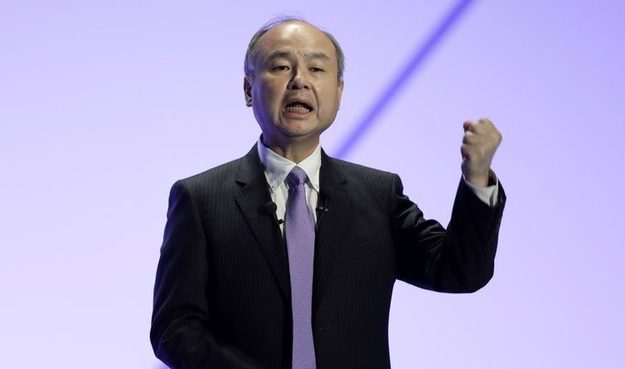 Генеральний директор японського SoftBank мільярдер Масайосі Сон заявив, що «не  розбирається в біткоїнах» і не хоче витрачати на них свій час.
