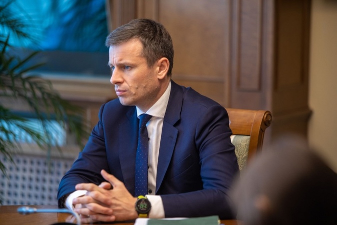 В Кабмине решили отложить на декабрь 2021 года запланированное повышения «минималки» до 6500 гривен из-за предостережения относительно потенциальных «инфляционных опасностей».