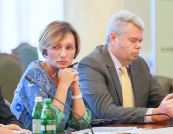 Заместители председателя Нацбанка Екатерина Рожкова и Дмитрий Сологуб прокомментировали новое распределение полномочий в НБУ.