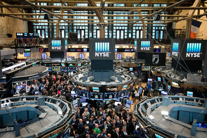 Нью-Йоркская фондовая биржа (NYSE) решила отказаться от делистинга акций трех китайских мобильных операторов.