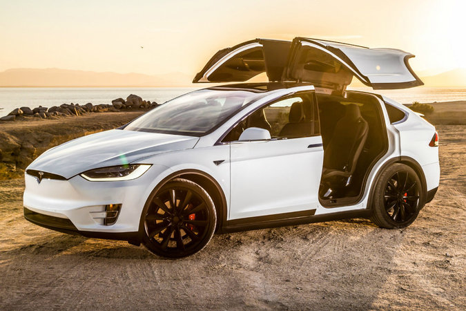 За результатами торгів 8 січня акції виробника електромобілів Tesla зросли на 7,8%.
