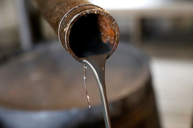 Цена нефти марки Brent поднялась выше $ 57 за баррель впервые с февраля прошлого года.