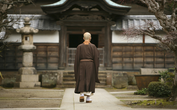 Инвестирование, основанное на принципе ESG, стало очень популярно среди религиозных организаций в Японии — особенно среди буддийских монахов.