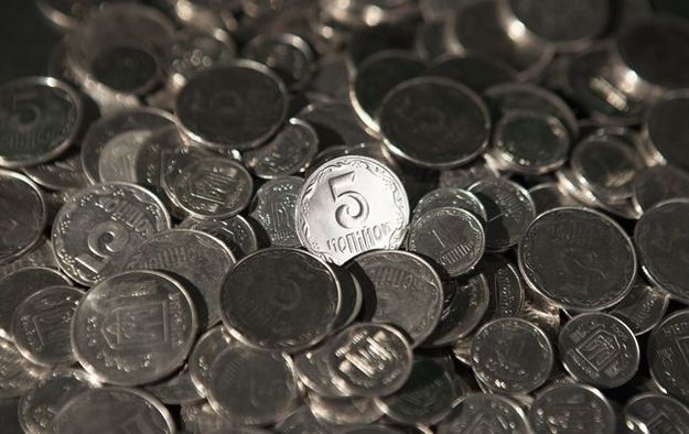 По состоянию на 1 декабря 2020 в обращении находилось 13.5 млрд единиц монет на общую сумму 3,1 млрд гривен.