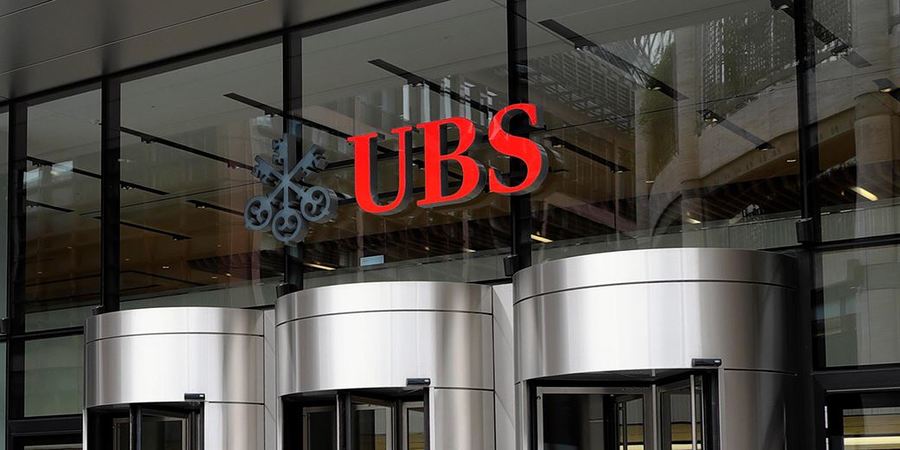 Стратеги швейцарського банку UBS попередили інвесторів про ризики знецінення криптовалюти.