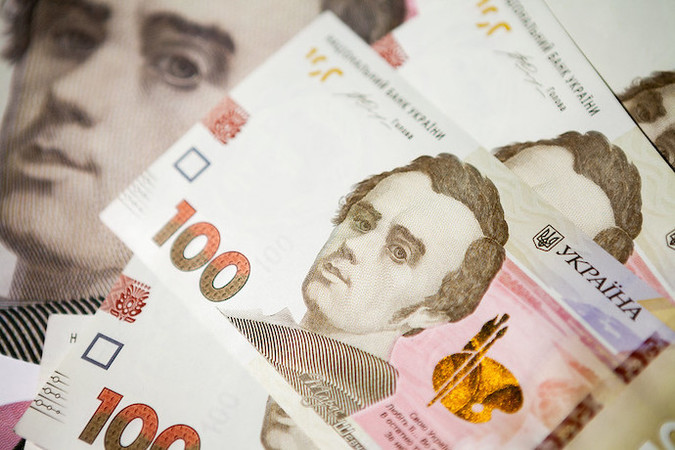 Национальный банк Украины установил на 27 января 2021 официальный курс гривны на уровне 28,1524 грн/$.