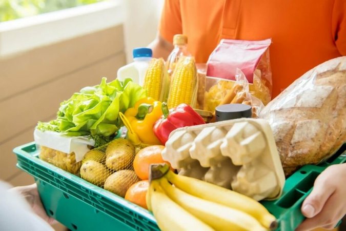 На початку 2021 року в Україні виросли ціни майже всі харчі, зокрема овочі та м'ясо.