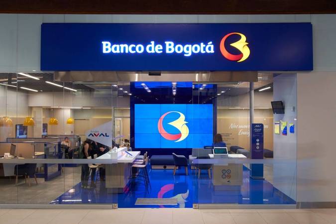 Найстаріший комерційний банк Колумбії Banco de Bogotá почав працювати з криптовалютами в тестовому режимі, дозволивши обмеженому колу клієнтів продавати і купувати цифрові монети за фіатну валюту — песо.