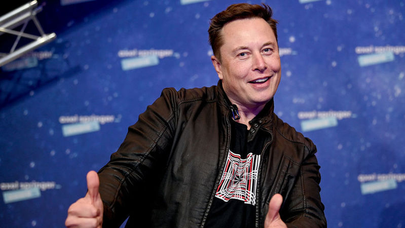 С 15 марта Маск официальный технокороль Tesla