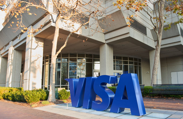 Акции компании Visa упали более чем на 6% из-за подозрений Министерства юстиции США