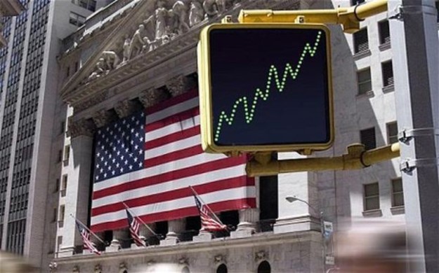 Фондовий ринок США завершив торги понеділка різноспрямовано за рахунок зміцнення секторів комунальних послуг, телекомунікацій та охорони здоров'я.