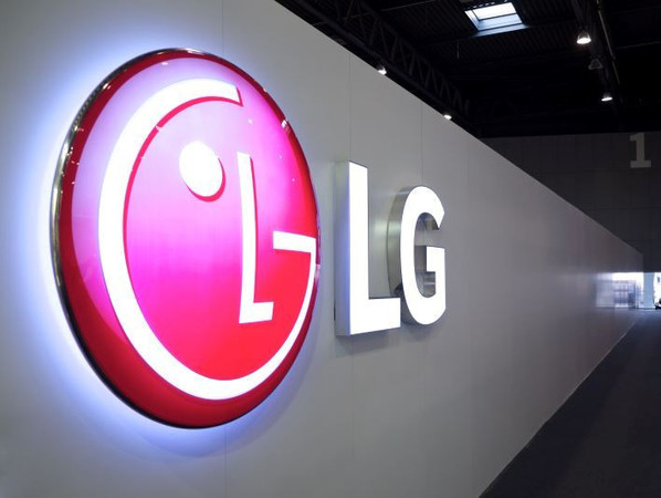 Південнокорейська компанія LG Electronics заявила в понеділок, що припинить виробництво та продажі смартфонів.
