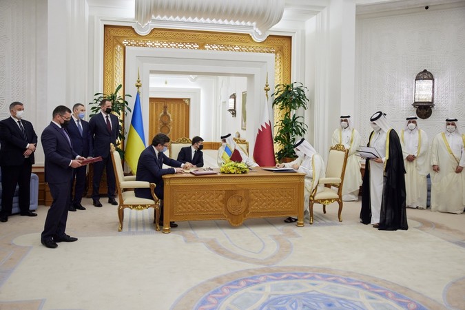 У Катарі глави держав обговорили спільні інвестиційні проєкти і входження на український банківський ринок