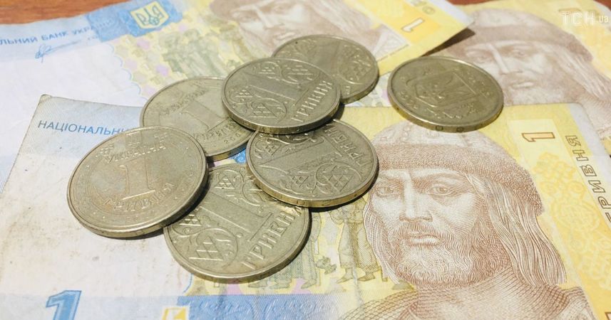 Національний банк України встановив на 7 квітня 2021 офіційний курс гривні на рівні 27,8384 грн/$.