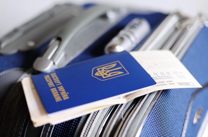 С украинским паспортом можно путешествовать в 136 стран мира. Но после пандемии