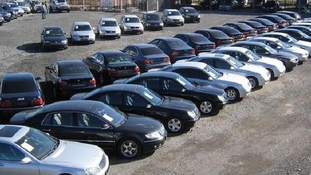 С начала года украинцы потратили $933 млн на приобретение импортируемых новых и подержанных авто.