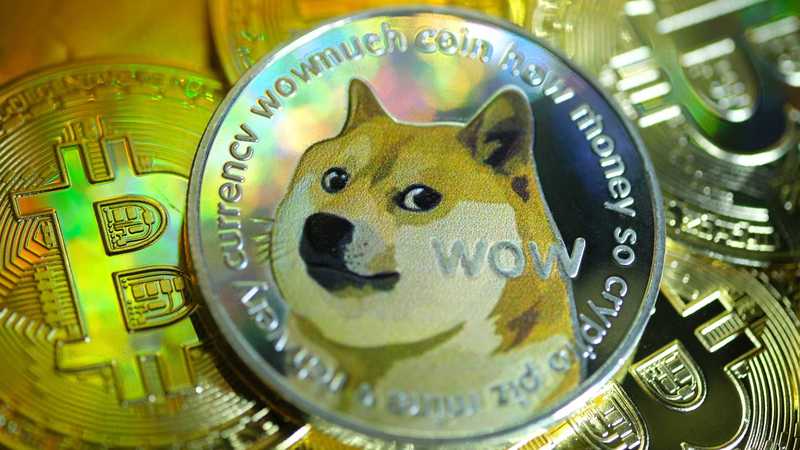 22 апреля курс Dogecoin на криптобирже Binance упал до $0,27.