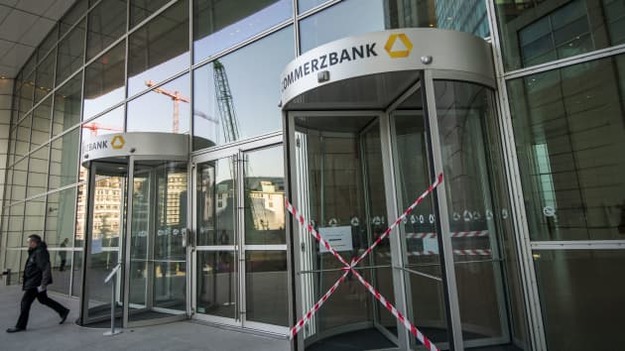 Второй по величине банк Германии объявил о сокращении 10 тысяч сотрудников по всему миру