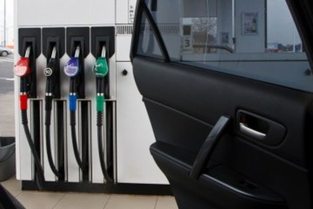 АЗС відновлюють продаж преміального палива після роз'яснення Мінекономіки