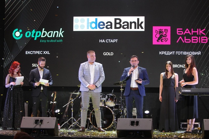 Під час церемонії FinAwards 2021, яка відбулась 22 травня в Києві, перемогу у номінації «Кредит готівкою» здобув Ідея Банк з програмою «На старт».