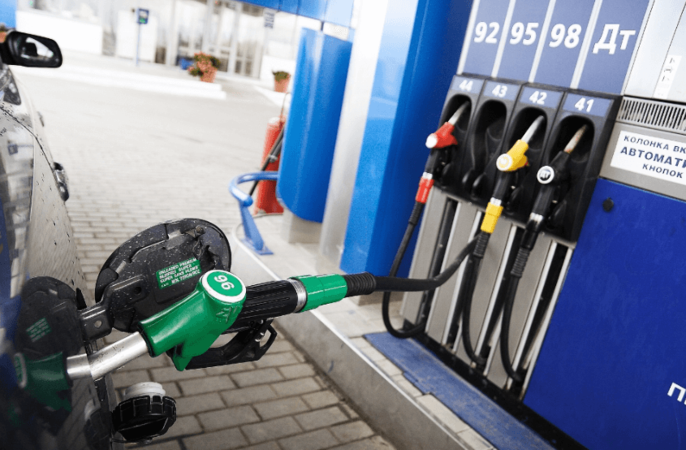 Міністерство економіки підвищило середню вартість бензинів і дизпалива, на підставі якої розраховується гранична роздрібна ціна палива на АЗС.
