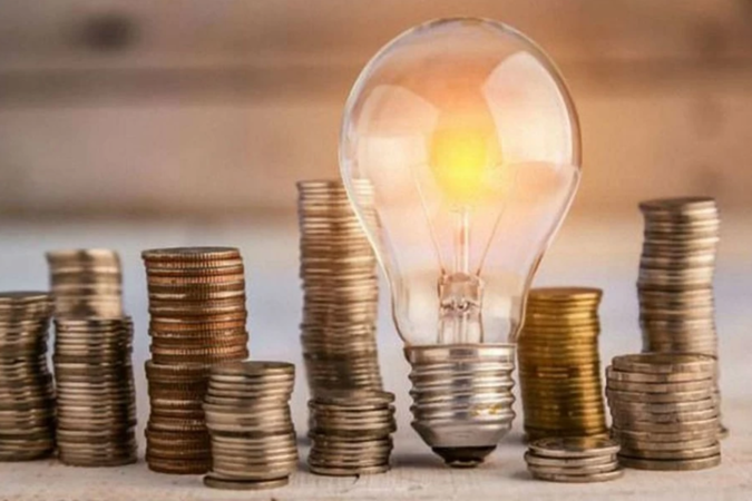 Кабинет министров продолжил действие социальных обязательств по обеспечению населения электроэнергией и оставляет до 30 июля ее цену на уровне 1,68 грн/кВт-час.