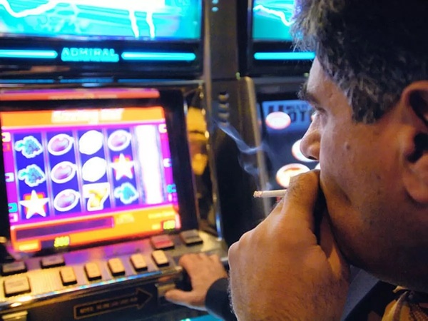 Комиссия по регулированию азартных игр и лотерей (КРАИЛ) запустила реестр лиц, которым ограничен доступ к игорным заведениям и/или участие в азартных играх.