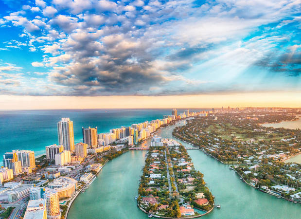 4 серпня американське місто Майамі випустить власну криптовалюту MiamiCoin, яка буде використовуватися для фінансування інфраструктурних проєктів та міських заходів.