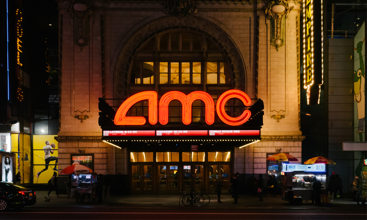 Оператор найбільшої у світі мережі кінотеатрів AMC Entertainment планує до кінця 2021 року запустити технологію отримання оплати за квитки в кіно в біткоїн.