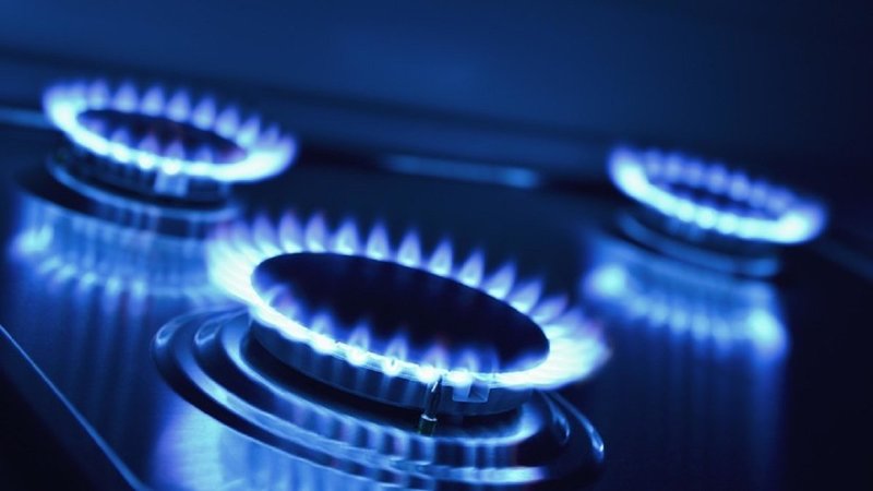 Газопоставляющая компания «Нафтогаз Украины» предложила своим клиентам подключиться к новому тарифному плану «Комфортный сезон», который введен 9 августа и предусматривает вариант платить за газ равными частями ежемесячно.