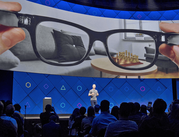 Facebook представил умные очки со встроенными камерами и наушниками