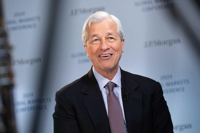 ФРС возможно придется резко менять свою политику - CEO JPMorgan