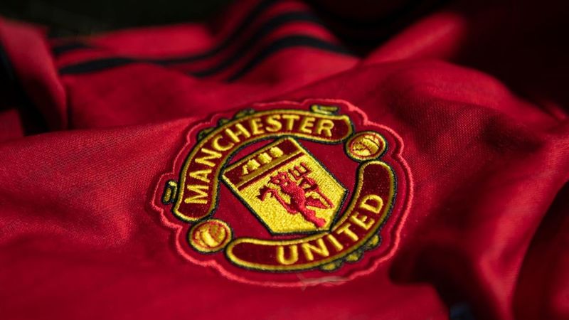 Акції англійського футбольного клубу «Манчестер Юнайтед» впали на 10,8% під час постмаркету на американській біржі NYSE, до $ 17,5 за папір.