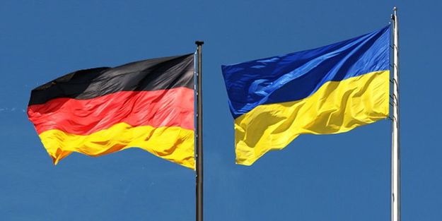 Германия ограничивает въезд для невакцинированных украинцев