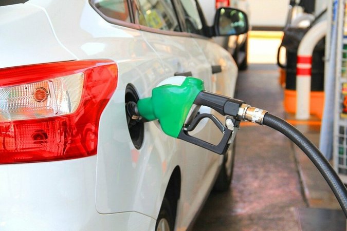 У період з 13 по 18 жовтня ціни на бензини і дизельне пальне в загальнонаціональних і регіональних мережах АЗС продовжили зростання.
