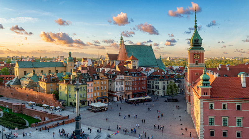 Польское правительство приняло ряд изменений к законопроекту об иностранцах и другие законы, которые призваны облегчить и ускорить процедуру легализации пребывания и работу иностранцев.