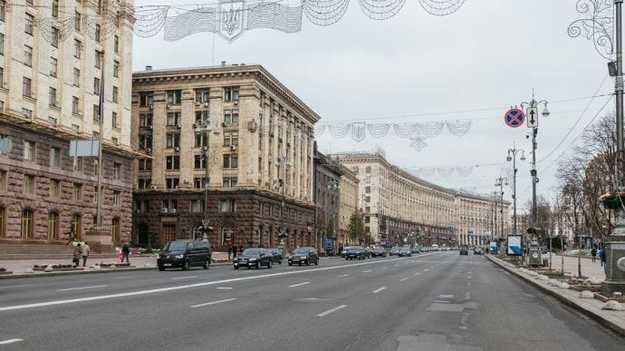 Нацкомиссия по ценным бумагам и фондовому рынку 4 ноября зарегистрировала выпуск внутренних облигаций Киевского горсовета серии «М» на 300 млн грн.