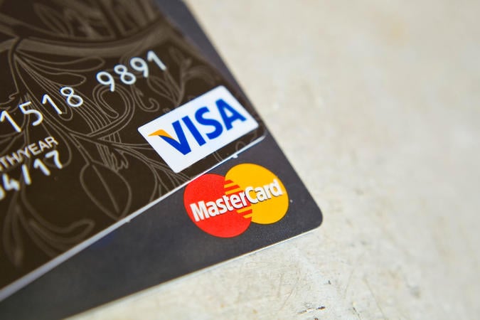 Антимонопольний комітет дозволив платіжним системам Mastercard та Visa виконати меморандум щодо зменшення міжбанківської ставки.
