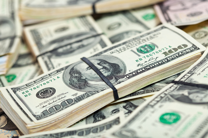 В декабре 2021 года Нацбанк купил на межбанковском валютном рынке $84 млн, а продал $236,5 млн.