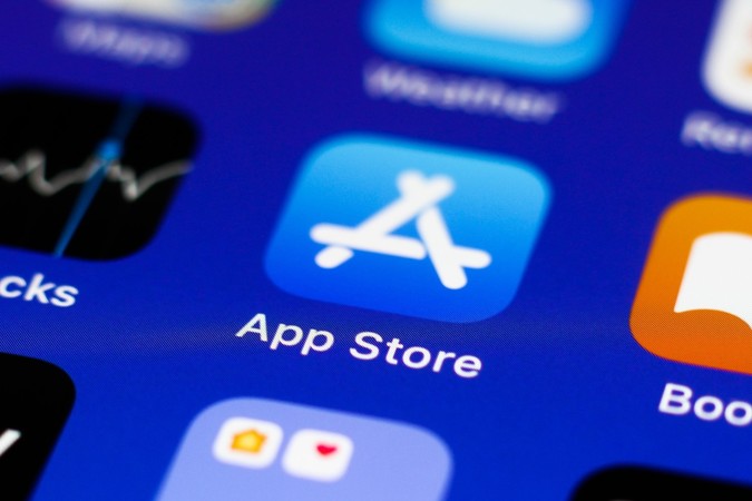 Компанія Apple протягом кількох наступних днів (13−14 січня) підвищить ціни на програми та покупки в додатках (крім підписок з автоматичним поновленням) в App Store на 20% в Україні.